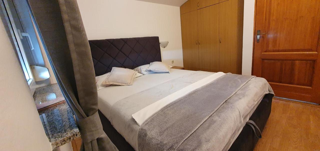 Apartments Kolak Рогозница Экстерьер фото