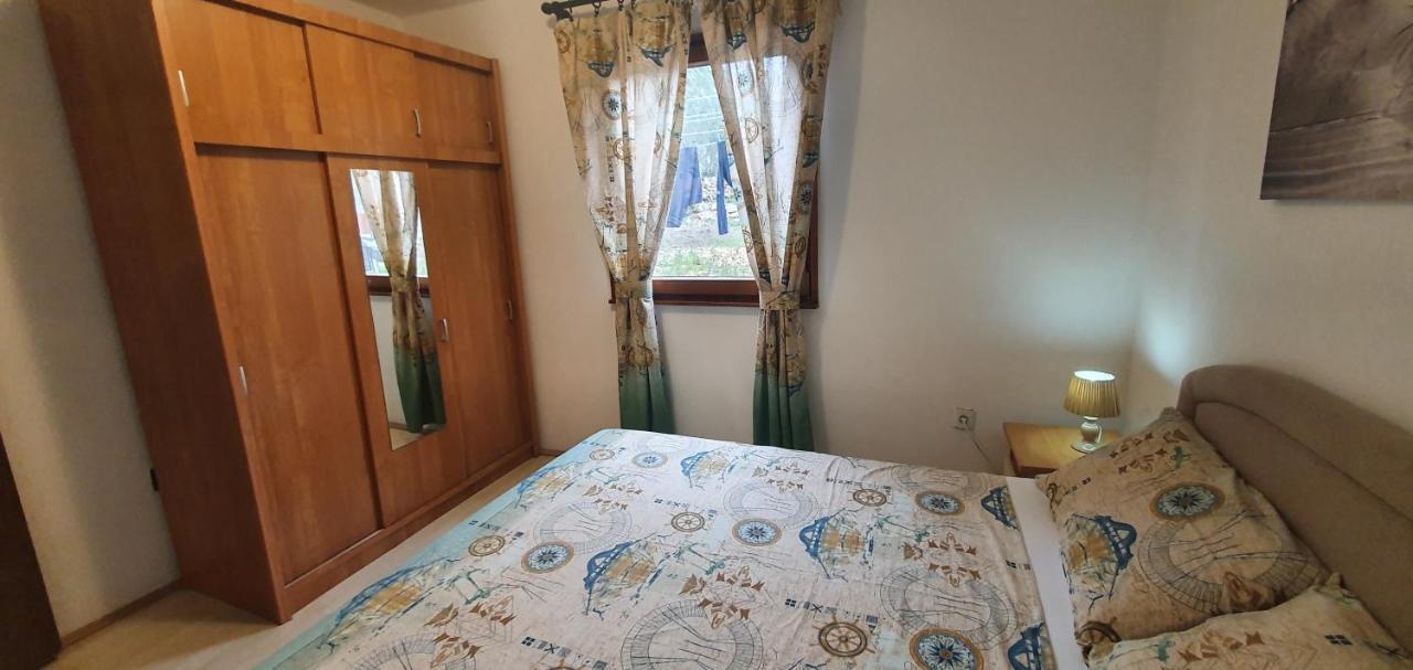 Apartments Kolak Рогозница Экстерьер фото