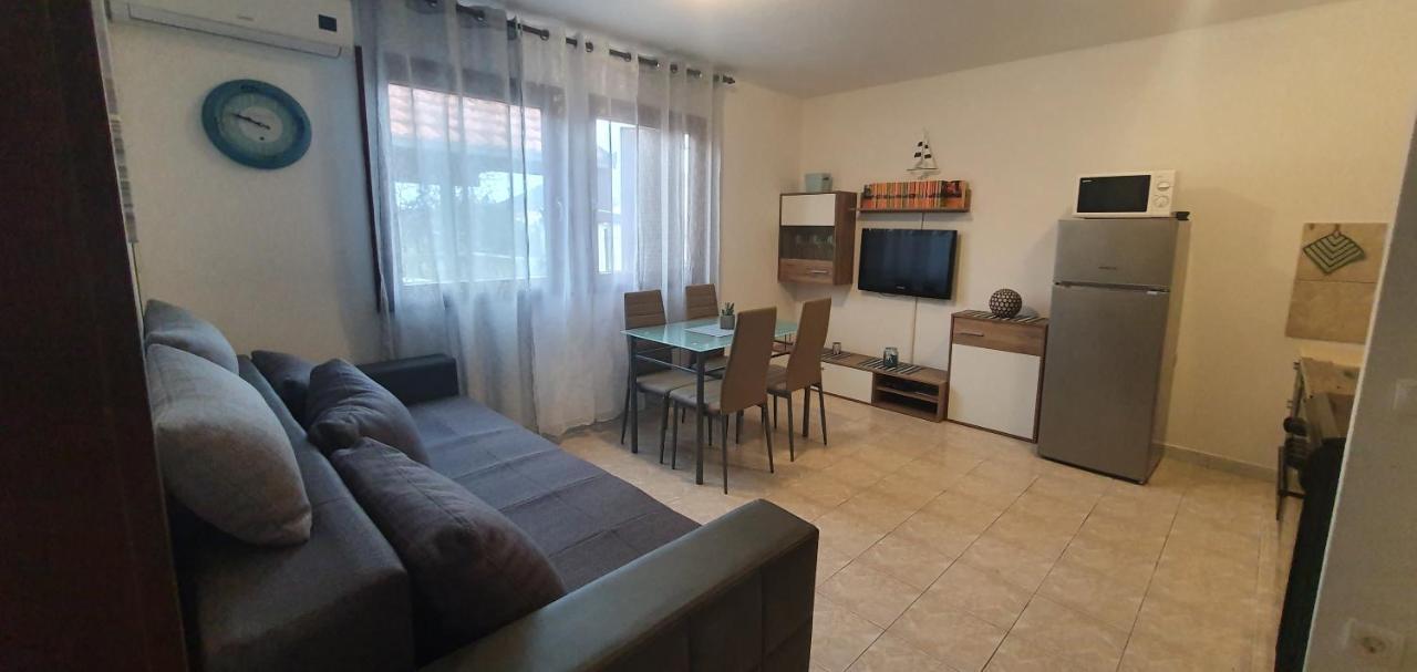 Apartments Kolak Рогозница Экстерьер фото